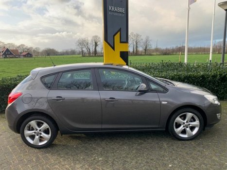 Opel Astra - 1.6 16V Edition 5Drs - 1