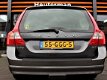 Volvo V70 - 2.5T Momentum/ Leder/ Navigatie/ Trekhaak/ PDC - 1 - Thumbnail