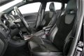 Volvo V40 - BWJ 2015 2.0 D2 R-Design Business NAVIGATIE / SCHUIF.KANTEL DAK / CLIMA / CRUISE / LMV / - 1 - Thumbnail