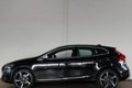 Volvo V40 - BWJ 2015 2.0 D2 R-Design Business NAVIGATIE / SCHUIF.KANTEL DAK / CLIMA / CRUISE / LMV / - 1 - Thumbnail