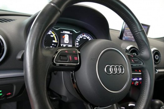 Audi A3 Sportback - 1.4 e-tron PHEV Attraction Pro Line plus S-LINE AUTOMAAT / XENON.LED / NAVIGATIE - 1