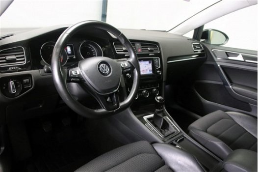 Volkswagen Golf Variant - 1.2 TSI Business Edition 6-bak Half-Leder Navigatie Camera Stoelmassage - 1