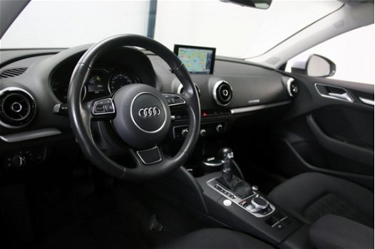 Audi A3 Sportback - 1.4 E-Tron 204pk Pro Line Plus Panoramadak Navigatie Stoelverwarming - 1