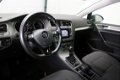 Volkswagen Golf - 1.6 TDI Comfortline BlueMotion Navigatie Parkeersensoren Climate Control - 1 - Thumbnail