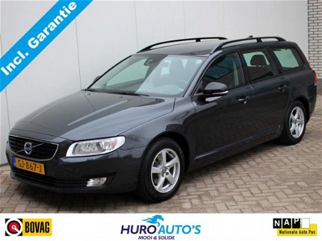 Volvo V70 - 2.0 D2 Automaat Dynamic Edition Xenon Leder Standkachel - 1