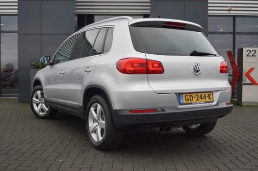 Volkswagen Tiguan - 1.4 TSI 122PK BMT SPORT en STYLE / Navi / Trekhaak - 1