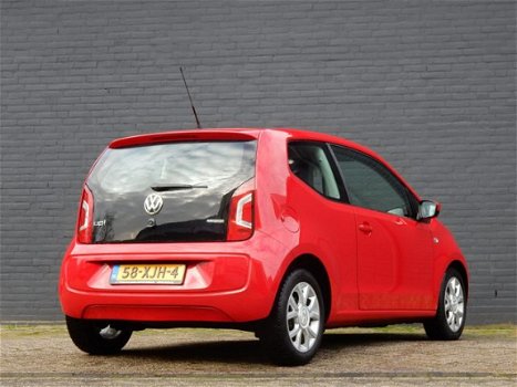 Volkswagen Up! - 1.0 move up BlueMotion AIRCO LEER NAVI STOELVERWARMING BLUETOOTH - 1