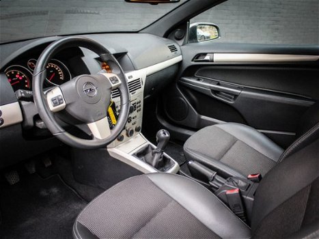 Opel Astra TwinTop - 1.8 Cosmo +Airco / Trekhaak / Volledige historie - 1