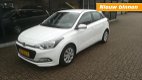 Hyundai i20 - 1.0 T-GDi i-DRIVE COOL LAGE KM-STAND - 1 - Thumbnail