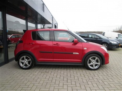 Suzuki Swift - 1.3 GLS 5 Deurs Elektrisch Pakket 16 Inch 2006 - 1