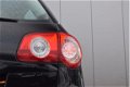 Volkswagen Passat Variant - 2.0 FSI Sportline Clima Trekhaak Radio/CD Parrot Stuurwielbediening Lmv - 1 - Thumbnail