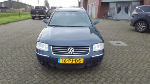 Volkswagen Passat Variant - 2.0-20V Athene Sport - 1