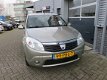 Dacia Sandero - 1.2 Lauréate - AIRCO - NL AUTO - GARANTIE - NIEUWE DISTRIBUTIE RIEM - 1 - Thumbnail