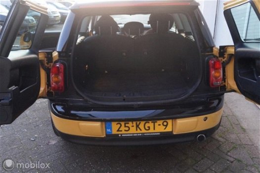 Mini Mini Clubman - - 1.6 16V COOPER CLUBMAN 88KW Airco / cruise - 1