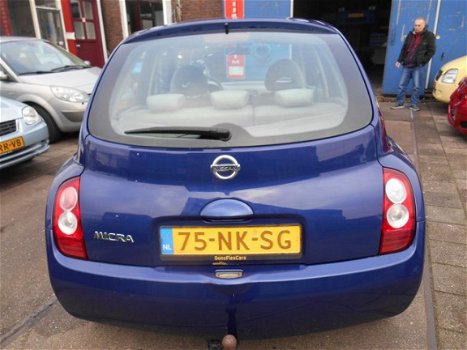 Nissan Micra - 1