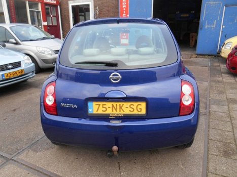 Nissan Micra - 1