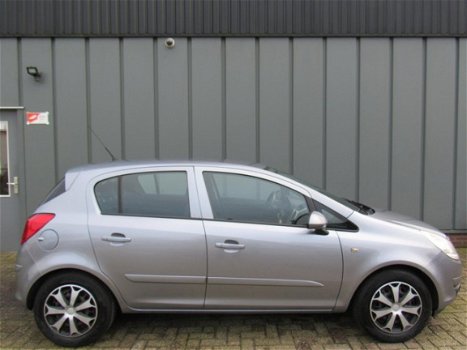 Opel Corsa - 1.4-16V Enjoy //APK//NAP//Airco//Cruise//Fietsendrager//Elec.Ramen//CV+AB// - 1