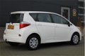 Toyota Verso S - 1.3 VVT-i Aspiration / Automaat / Trekhaak / dealer onderhouden / 2 eigenaar - 1 - Thumbnail