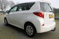 Toyota Verso S - 1.3 VVT-i Aspiration / Automaat / Trekhaak / dealer onderhouden / 2 eigenaar - 1 - Thumbnail