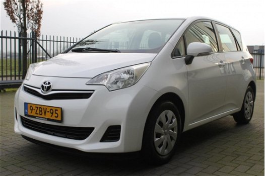 Toyota Verso S - 1.3 VVT-i Aspiration / Automaat / Trekhaak / dealer onderhouden / 2 eigenaar - 1