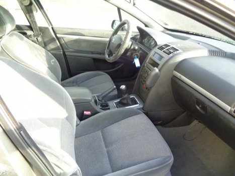 Peugeot 407 SW - 1.6 HDiF XR Pack AIRCO PANORAMADAK 2005 - 1