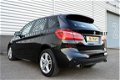BMW 2-serie Active Tourer - 220i M Sport RIJKLAAR PRIJS-GARANTIE Leder sport interieur Haed up Navig - 1 - Thumbnail