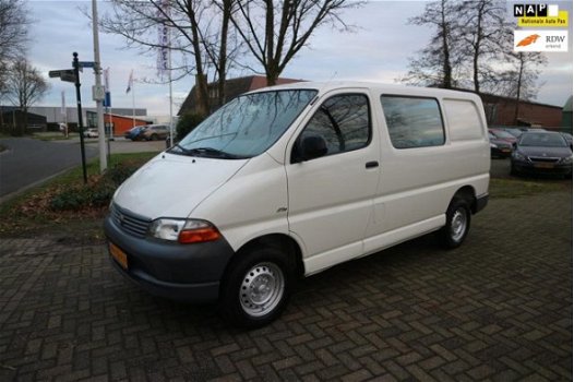 Toyota HiAce - 2.5 D4-D 90 Base DC - 1