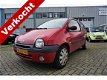 Renault Twingo - 1.2 Privilège Quickshift 5 Automaat net nieuwe Apk - 1 - Thumbnail