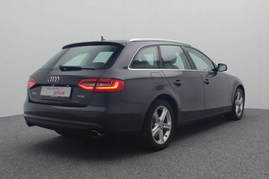 Audi A4 Avant - 1.8 TFSI 170PK Business Edition | Navigatie | Trekhaak afneembaar | Bi-xenon koplamp - 1