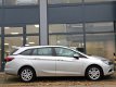 Opel Astra Sports Tourer - Navi kleur/1.0 Online Edition - 1 - Thumbnail