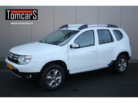 Dacia Duster - 1.2 TCe 125PK 4x2 Prestige Navi/Trekhaak/Bluetooth/Parkeerhulp - 1