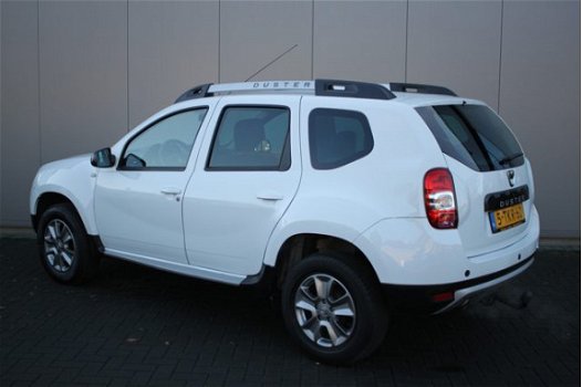 Dacia Duster - 1.2 TCe 125PK 4x2 Prestige Navi/Trekhaak/Bluetooth/Parkeerhulp - 1