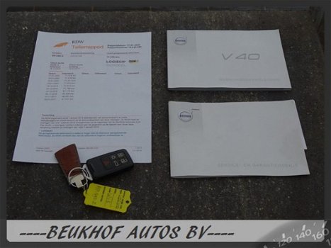 Volvo V40 - 2.0 D2 R-Design Business Leer Xenon Ruit/Stoelverwarming Pdc - 1