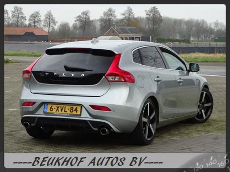 Volvo V40 - 2.0 D4 R-Design Business 190pk Leer Xenon Navi Stoelverwarming - 1