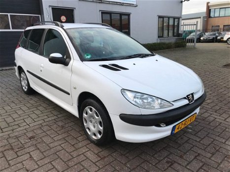 Peugeot 206 SW - Inruilkoopje 1.4 X-line - 1