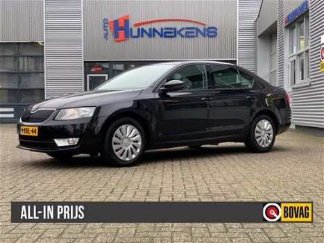 Skoda Octavia - 1.4 TSI 140PK - Navigatie - Trekhaak - Radio-CD - Airco - 1