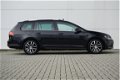 Volkswagen Golf Variant - 1.6 TDI 110pk Business Edition Connected + Trekhaak + Panoramadak - 1 - Thumbnail