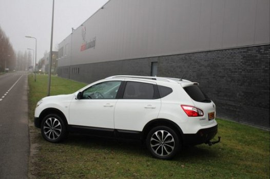 Nissan Qashqai - 1.6 Connect Edition Panoramadak, Privacy-glas, Lichtmetalen velgen, Inklapbare spie - 1