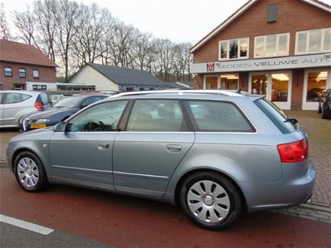 Audi A4 Avant - 3.0 TDI quattro Pro Line Clima / Navi / Dvd / Schuifdak / Xenon / Pdc / Trekhaak / L - 1