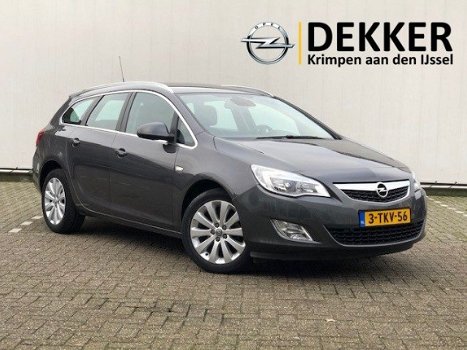 Opel Astra Sports Tourer - 1.4 Turbo 140PK Cosmo met Trekhaak / Dealer Onderhouden - 1