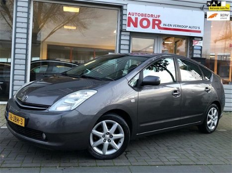 Toyota Prius - 1.5 VVT-i Tech Edition Navigatie Camera zelfparkeersysteem - 1