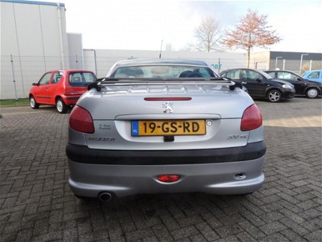 Peugeot 206 CC - 2.0-16V , Dealer onderhouden, Leer, Clima - 1