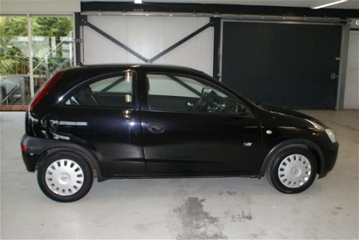 Opel Corsa - 1.2-16V Njoy BJ 2003 slechts 105.000 km nette auto NAP - 1