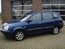 Kia Carens - 1.8-16V LX