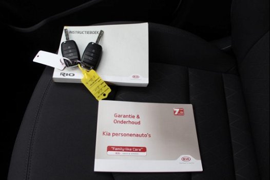 Kia Rio - 1.2 CVVT ExecutiveLine Navigatie/Achteruitrijcamera/Climate contol/Cruise control/Stoel+st - 1