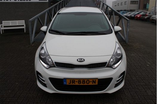 Kia Rio - 1.2 CVVT ExecutiveLine Navigatie/Achteruitrijcamera/Climate contol/Cruise control/Stoel+st - 1