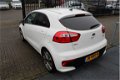 Kia Rio - 1.2 CVVT ExecutiveLine Navigatie/Achteruitrijcamera/Climate contol/Cruise control/Stoel+st - 1 - Thumbnail