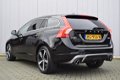 Volvo V60 - 2.4 D6 Twin Engine R-Design Navigatie, Stoelverwarming, Afn.Trekhaak, 18inch LMV, 1e Eig - 1 - Thumbnail