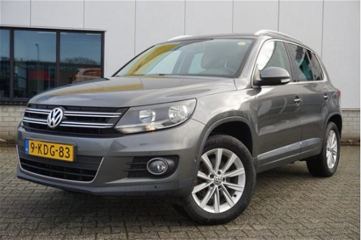 Volkswagen Tiguan - 2.0 TDI DSG 4-M SPORT & STYLE NAV TREKHAAK - 1