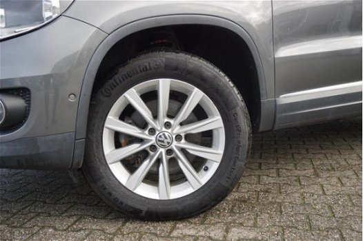 Volkswagen Tiguan - 2.0 TDI DSG 4-M SPORT & STYLE NAV TREKHAAK - 1